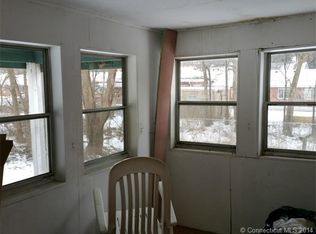 12 River Rd, Unionville, CT 06085