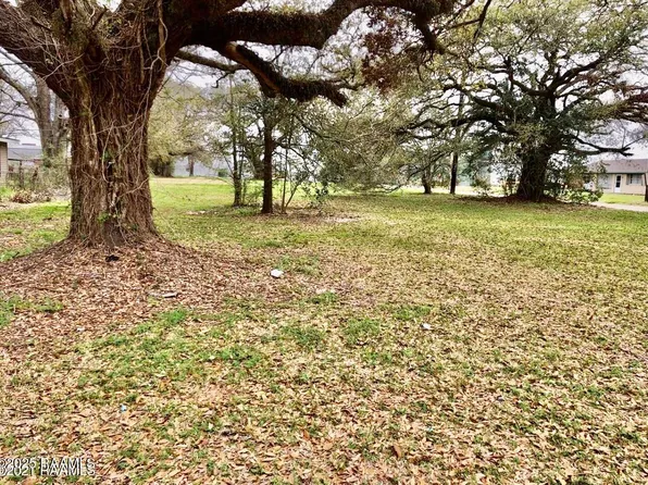 42 Durand Elmore, Saint Martinville, LA 70582