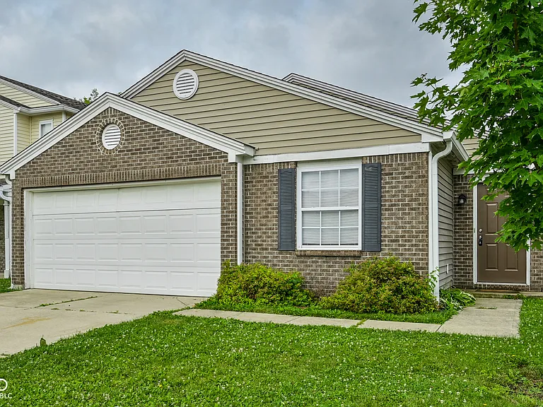 1804 Feather Reed Ln — Photo 26