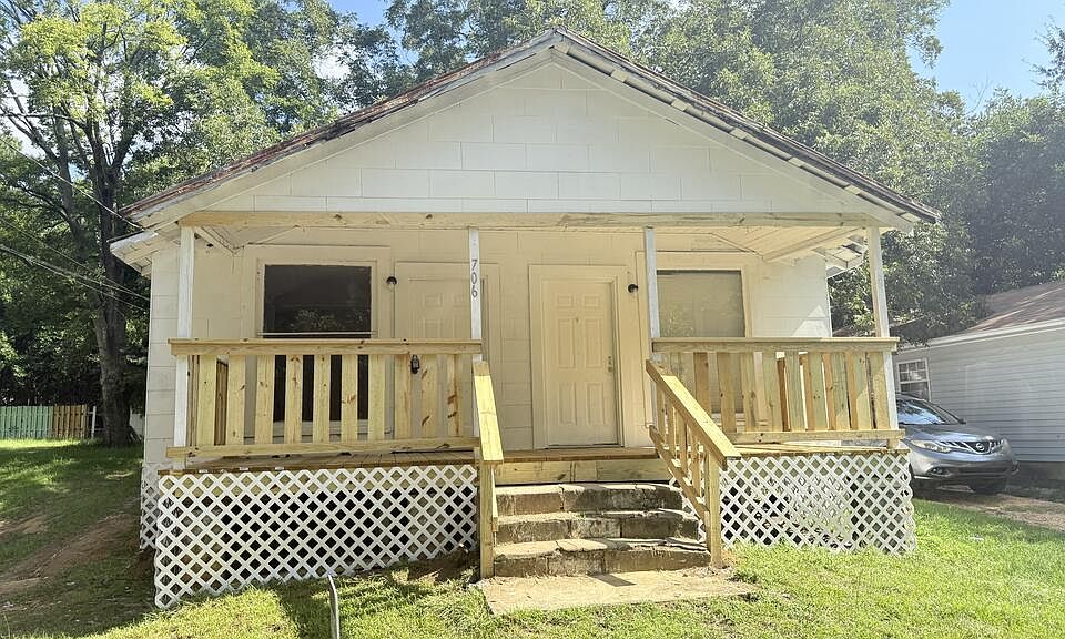 1st image of 706 Westmead St #A & B