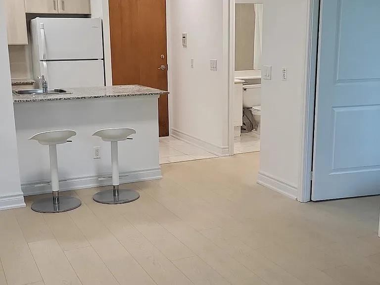 31 Bales Ave #208 — Photo 6
