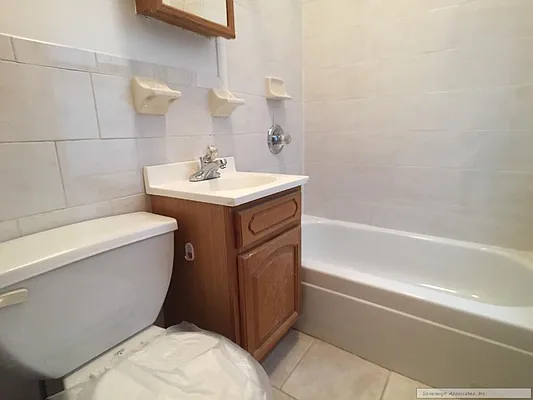 Rented by Sovereign Associates | media 4