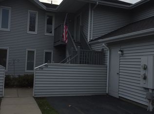 706 Fenway Rd, Saint James, NY 11780