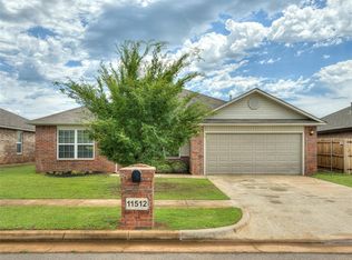 11512 SW 25th St, Yukon, OK 73099
