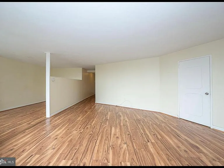 50 Belmont Ave #4 — Photo 2