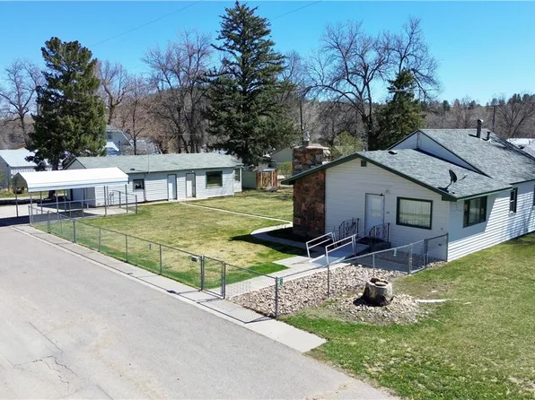 310 W Carbon Ave, Joliet, MT 59041