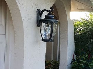 1707 Viscaya Pkwy, Cape Coral, FL 33990