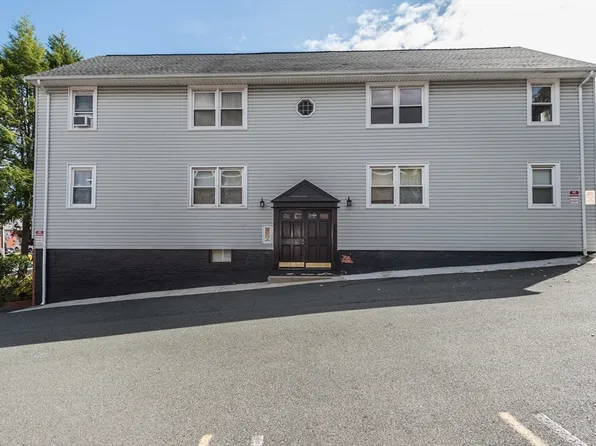 189 Ferry St APT 3, Malden, MA 02148