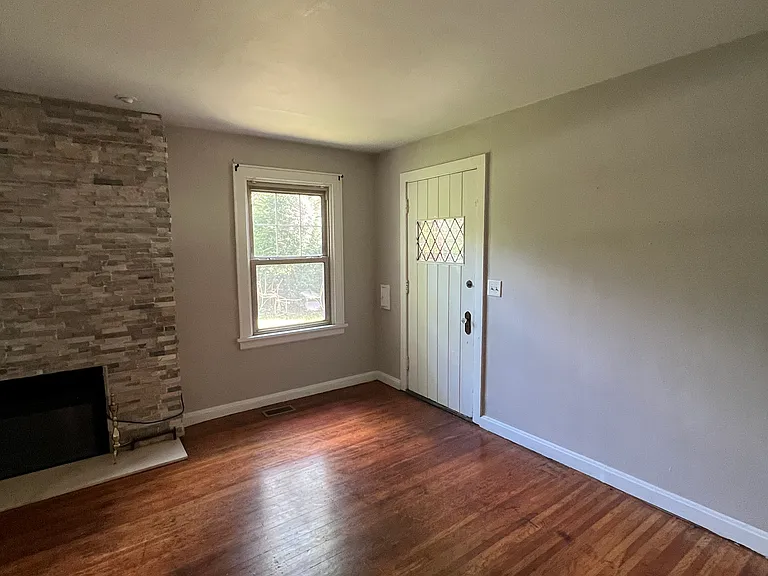 4038 Clifton Ave #2 — Photo 11