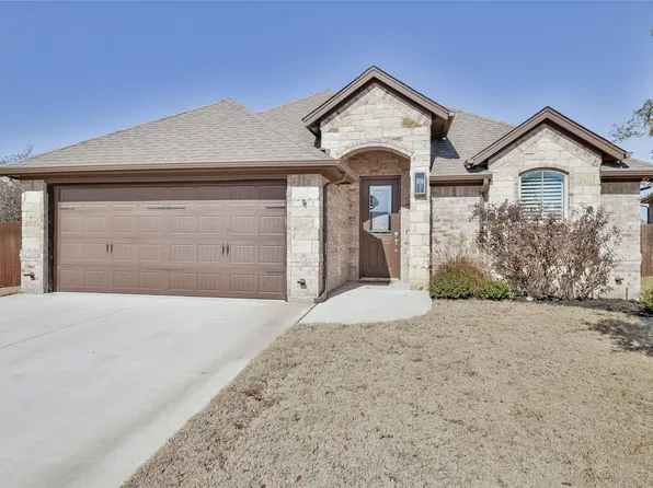 315 Jacinth Ln, Granbury, TX 76049