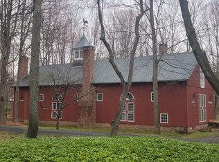 809 Forest Rd, Northford, CT 06472