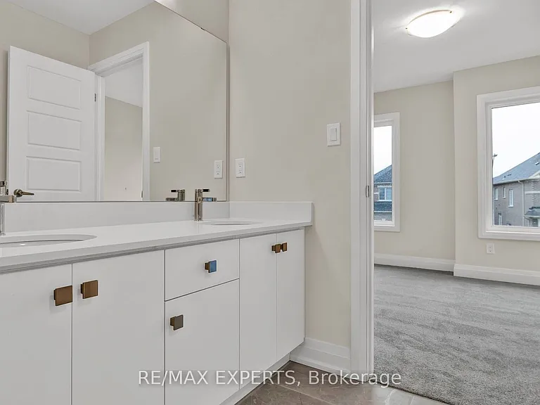 134 Jonkman Blvd — Photo 32