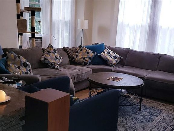 5th image of 350-352 Hill Ave APT 350-1