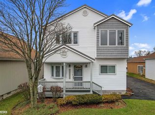 45440 Teal Ct, Chesterfield, MI 48047