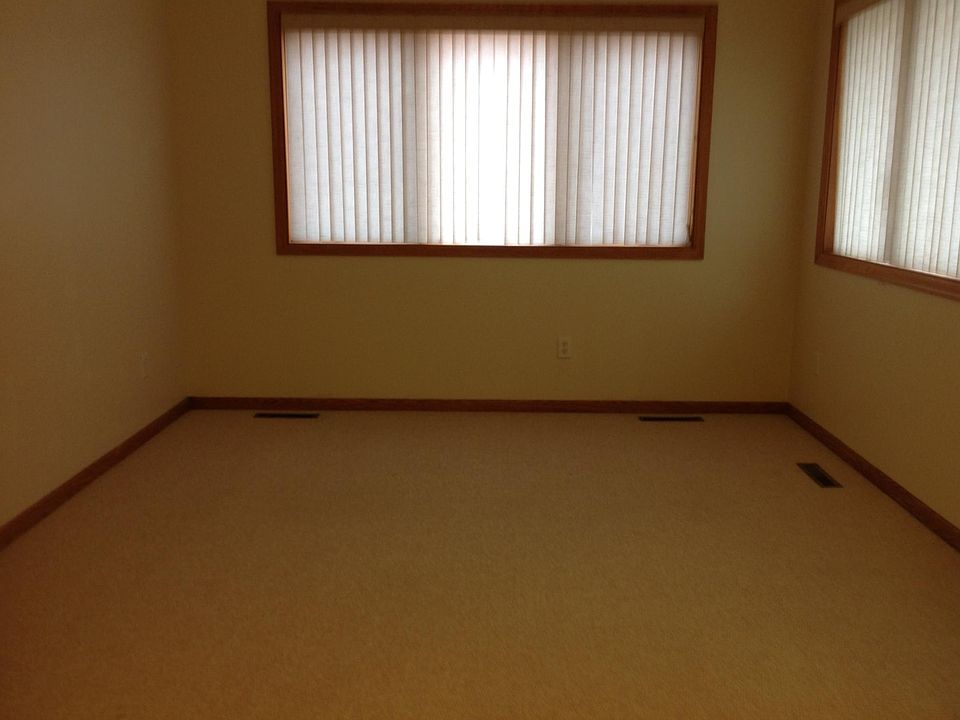 1st image of 2306 Kennedy Dr