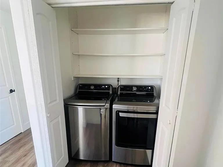 1645 Camden Ave #401 — Photo 10