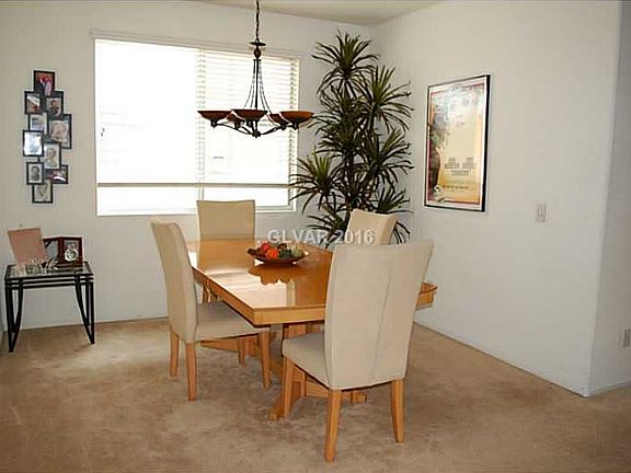 5th image of 9813 Red Deer St