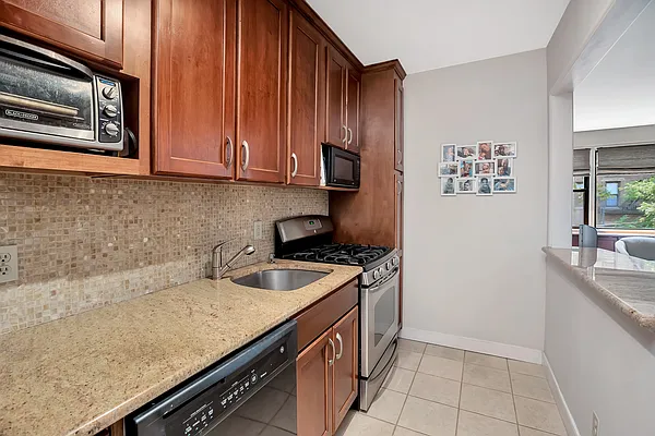 Rented by Douglas Elliman | media 2