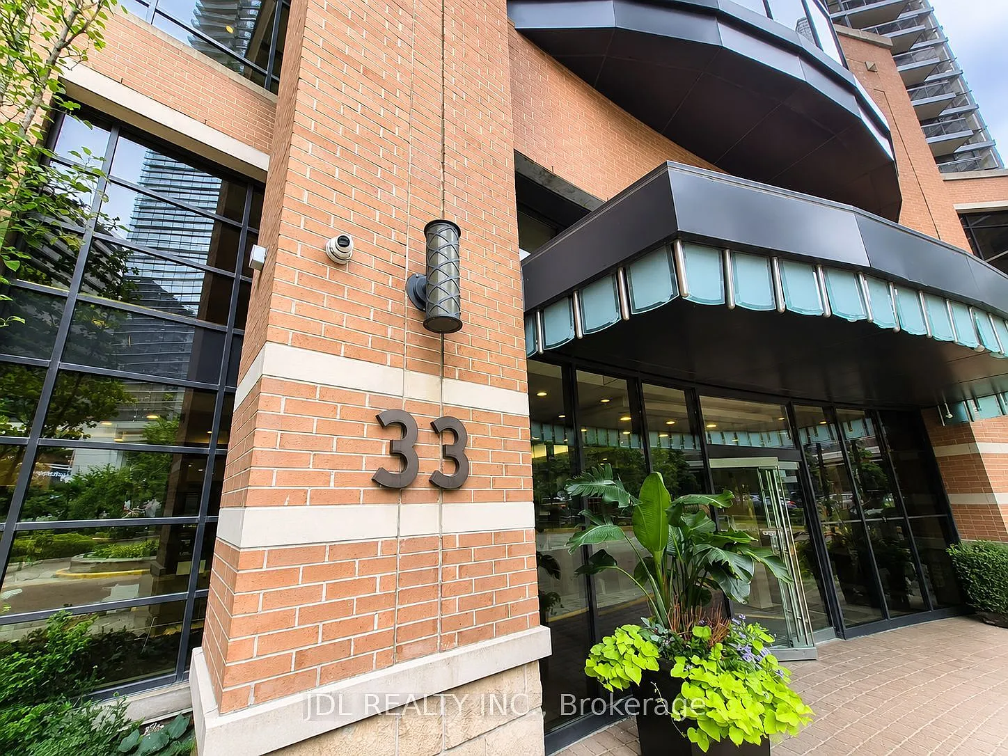1 bed, $2,350 — Photo 2