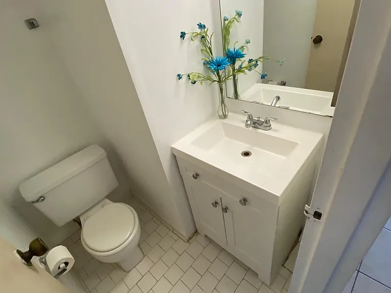 4304 NW 9th Ave #3-3B-3B3 — Photo 22