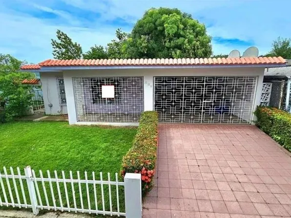 22 Calle, Bayamon, PR 00961