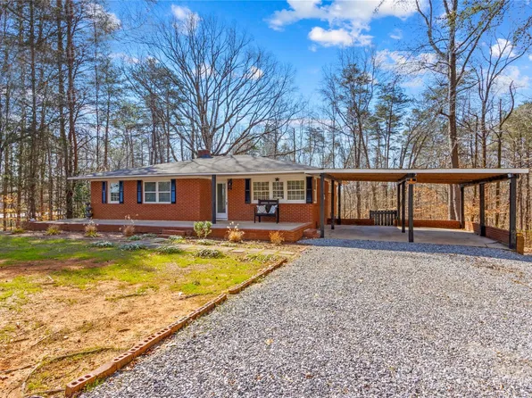 129 Hill Haven Rd, Statesville, NC 28677