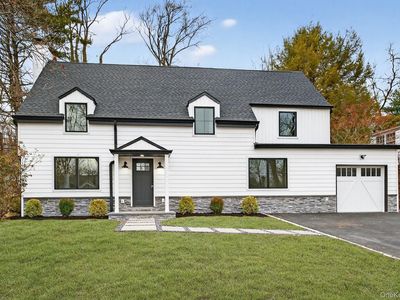 199 Salem Road, Roslyn Heights, NY, 11577
