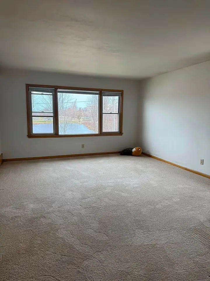 1 bed, $1,310 — Photo 3