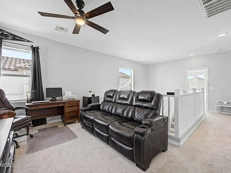 1033 S 150th Dr — Photo 11
