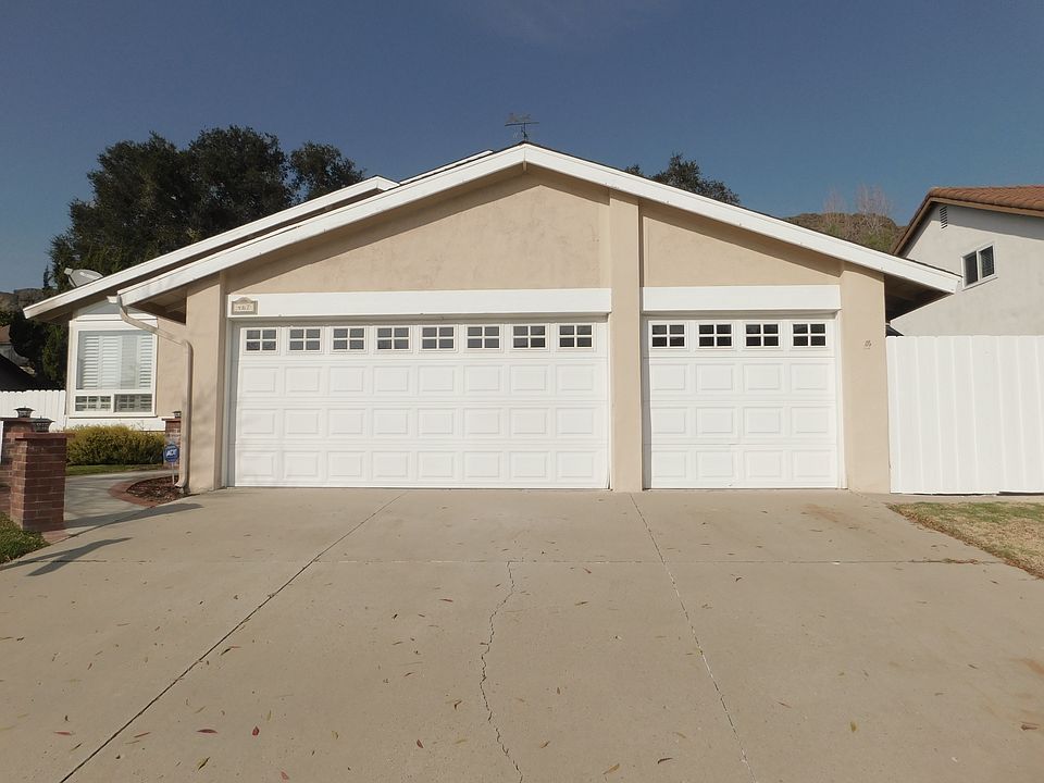 1st image of 467 Sundance St