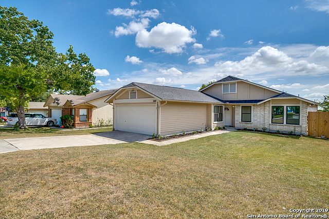 1st image of 244 Saddlebrook Dr