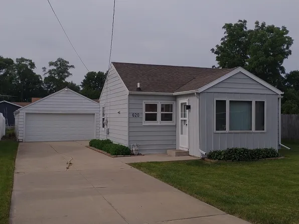 620 Brookside Ave, Evansdale, IA 50707