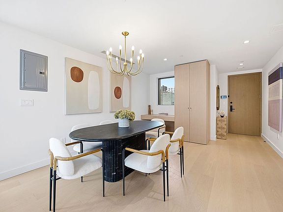 5th image of 250 25th St #11A