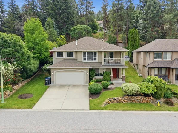 2109 Bowron St, Kelowna, BC V1V 2L6