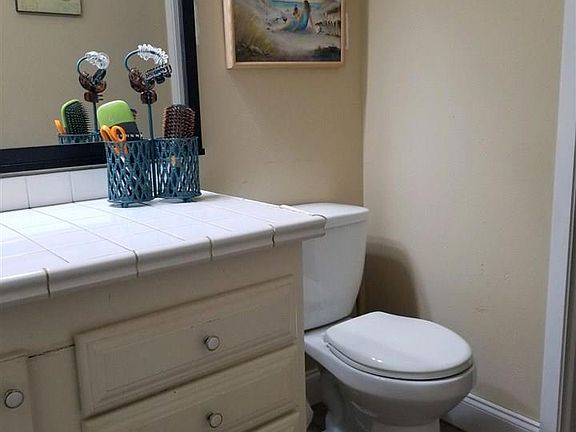 5th image of 4688 Pecanwood Pl