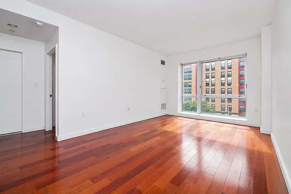 Rented by REAL New York | media 2