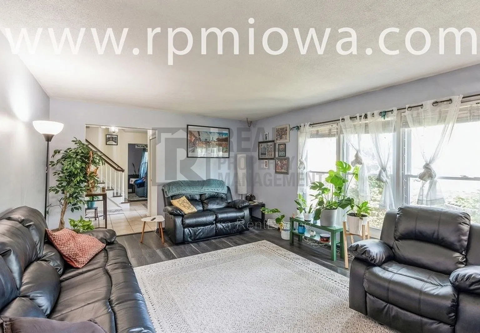 4 bed, 2.5 bath, 1766 sqft, $2,495 — Photo 2