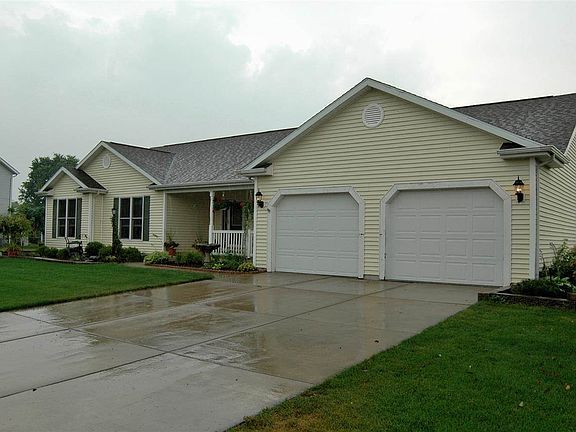2nd image of 51647 Sandelwood Ct