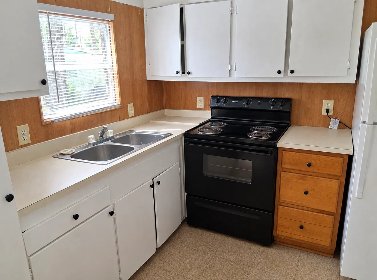 2 bed, $775 — Photo 2