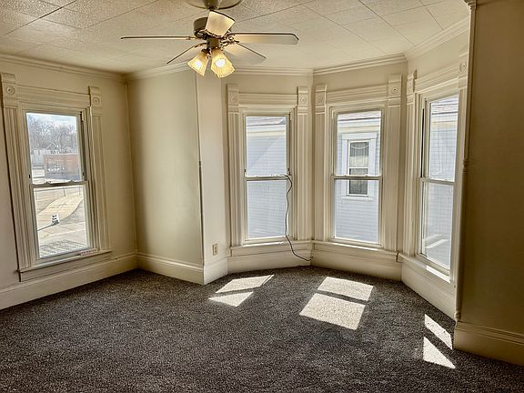 2nd image of 402 1/2 N 19th St #B
