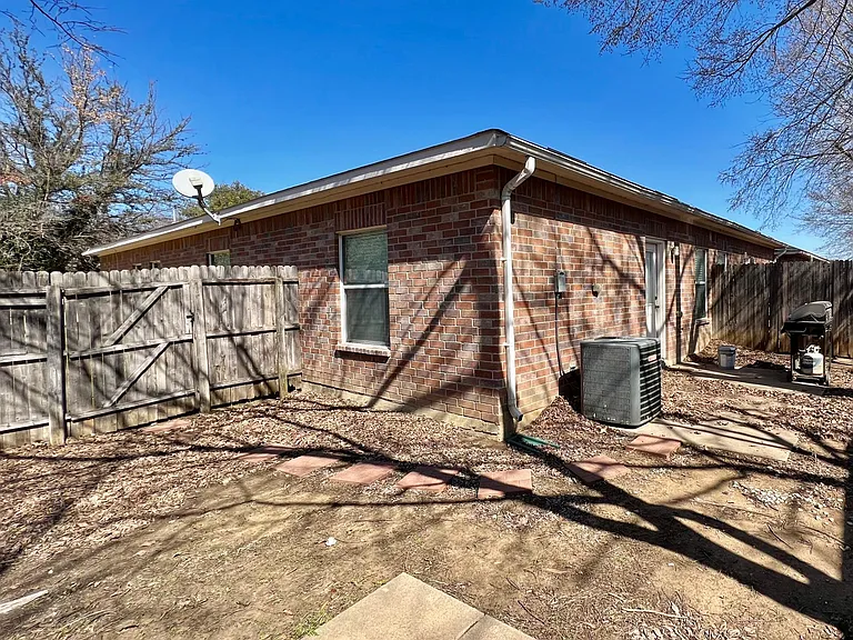 850 Mirabell Ct #850 — Photo 22