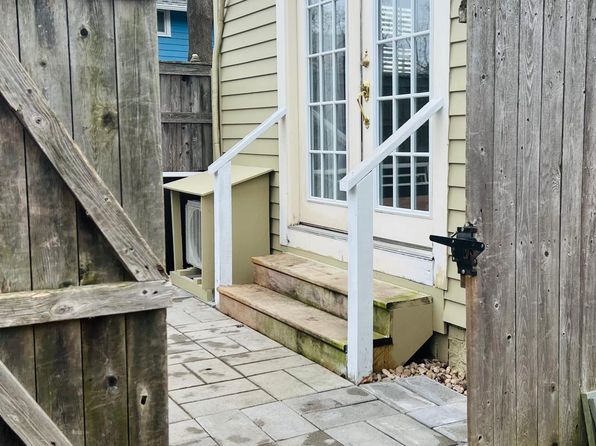 (undisclosed Address)