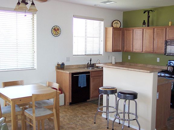3rd image of 15489 W Dahlia Dr