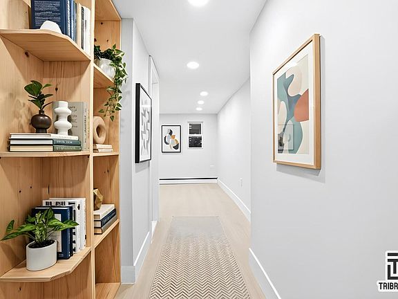 4th image of 425 E 12th St #1G