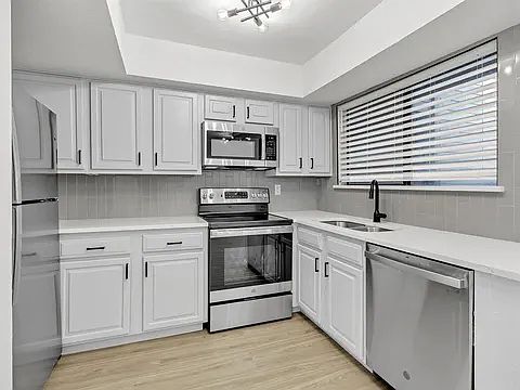 3rd image of 11550 N May Ave APT 206