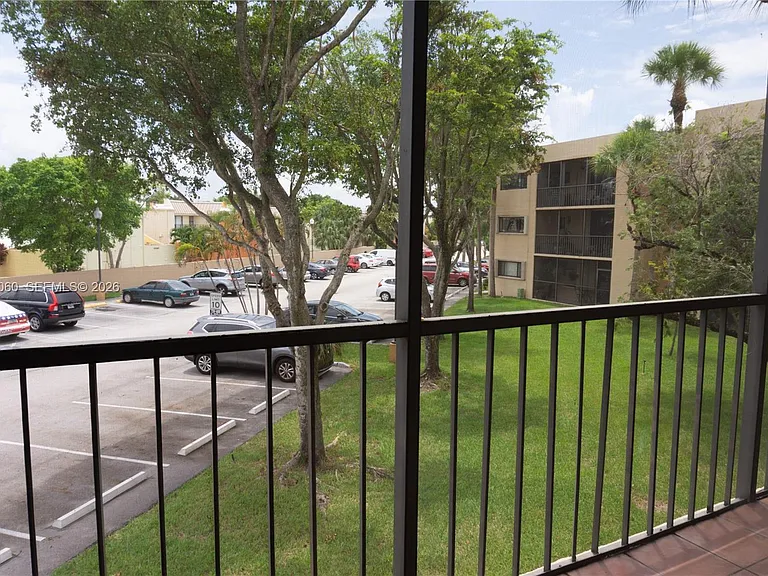 8065 SW 107th Ave #201 — Photo 12
