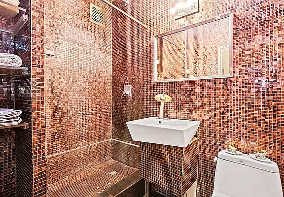 5th image of 344 W 23rd St APT 5E