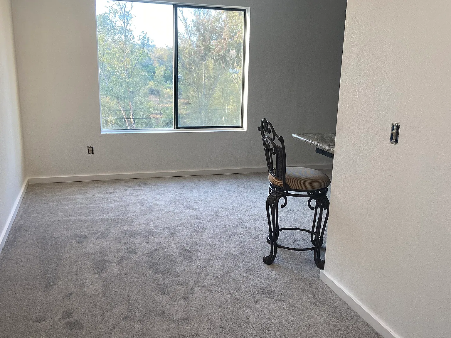 Studio, 400 sqft, $1,495 — Photo 4