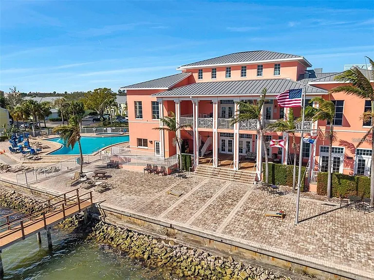 5174 Beach Dr SE #D — Photo 54