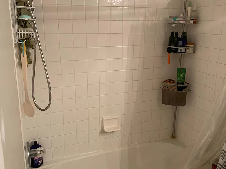 1627 Foxhall Ct — Photo 29